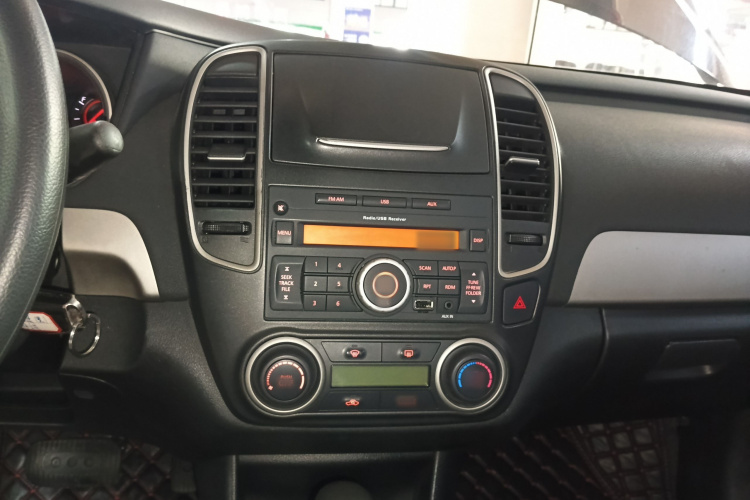 日产 轩逸 2018款 经典 1.6XE+ CVT领先版局部细节16