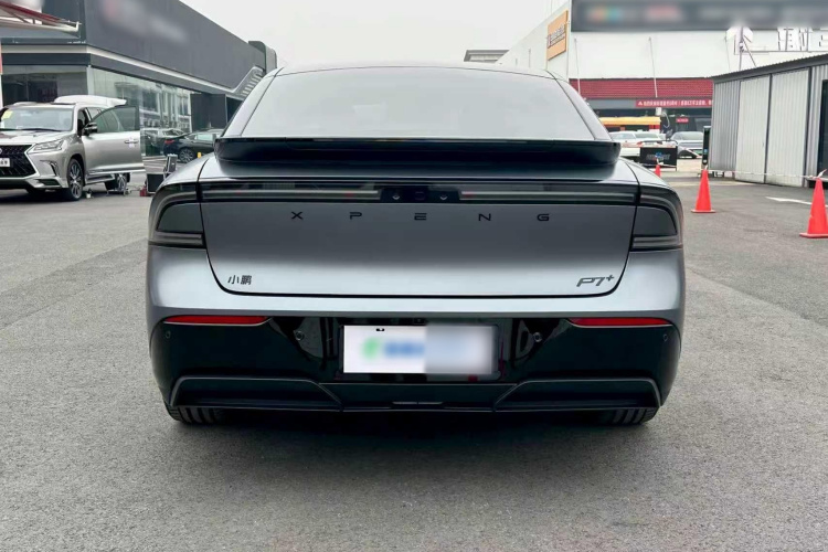 小鹏P7+ 2024款 限定版 Max车身外观6013