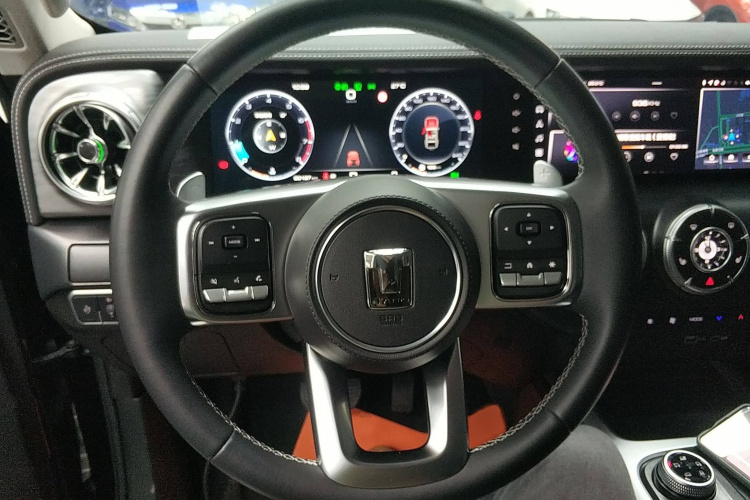 坦克300 2023款 越野版 2.0T 挑战者局部细节13