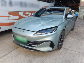 比亚迪 海豹06新能源 2025款 DM-i 智驾版 120KM尊荣型