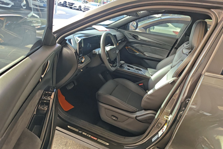 长安欧尚X5 PLUS 2023款 改款 1.5T DCT卓越型中控内饰7003