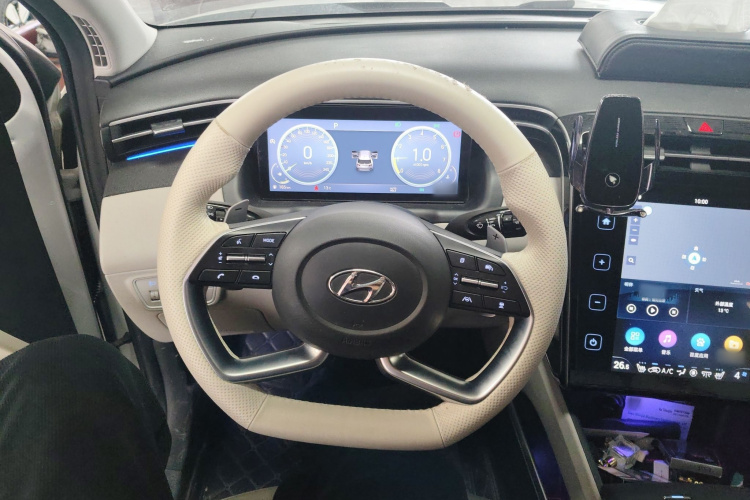 现代 2021款 途胜L 1.5T DCT TOP旗舰版局部细节13