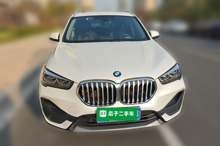 宝马X1 2020款 sDrive25Li 领先型车身外观6001