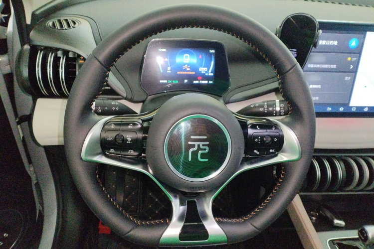 比亚迪 元PLUS 2023款 冠军版 510KM 超越型局部细节13