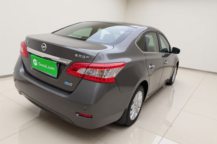 日产 轩逸 2014款 1.6XV CVT尊享版车身外观7