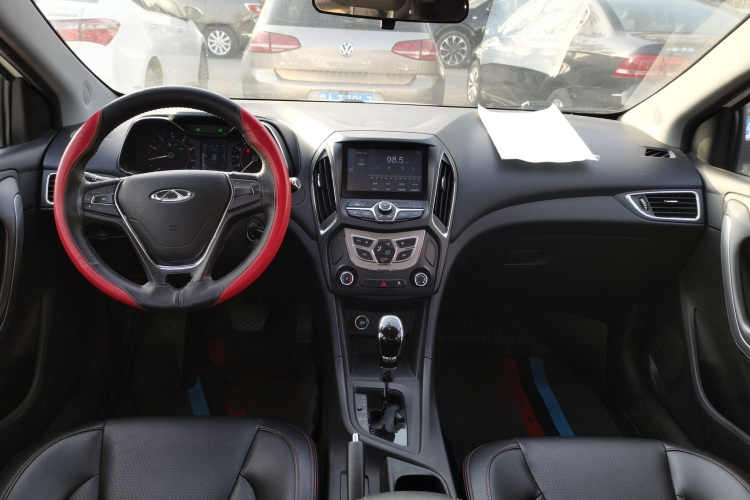 奇瑞 艾瑞泽5 2016款 1.5L CVT领锐版中控内饰12