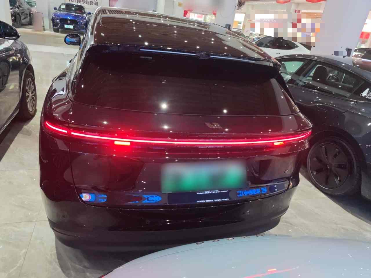 理想汽车 理想i6 2025款 两驱标准版(3)