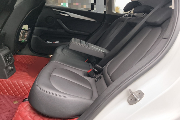 宝马X1 2018款 sDrive20Li 领先型中控内饰7004