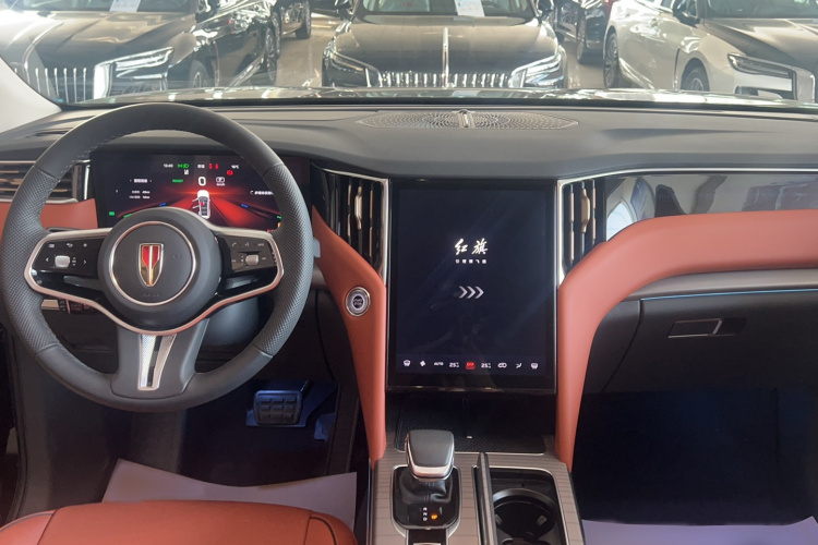 红旗HS7 PHEV 2024款 2.0T PHEV 四驱旗畅版 7座中控内饰7003