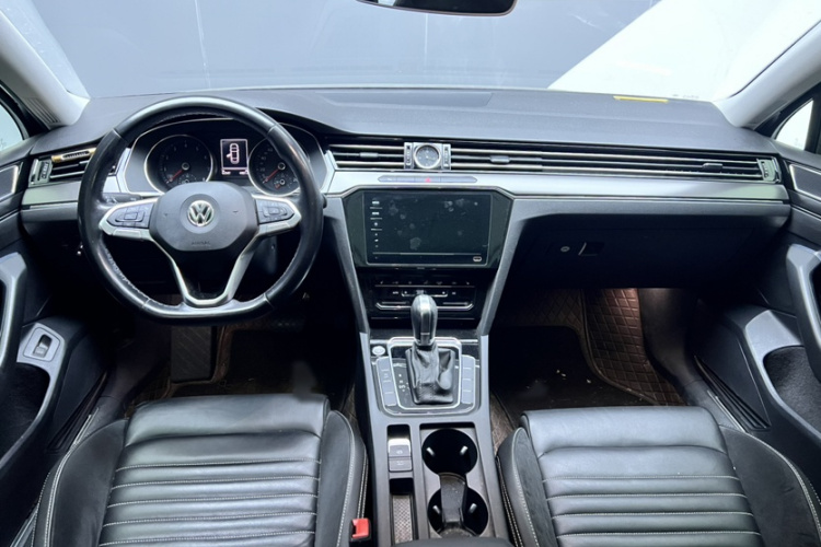 大众 迈腾 2020款 330TSI DSG 领先型中控内饰7001