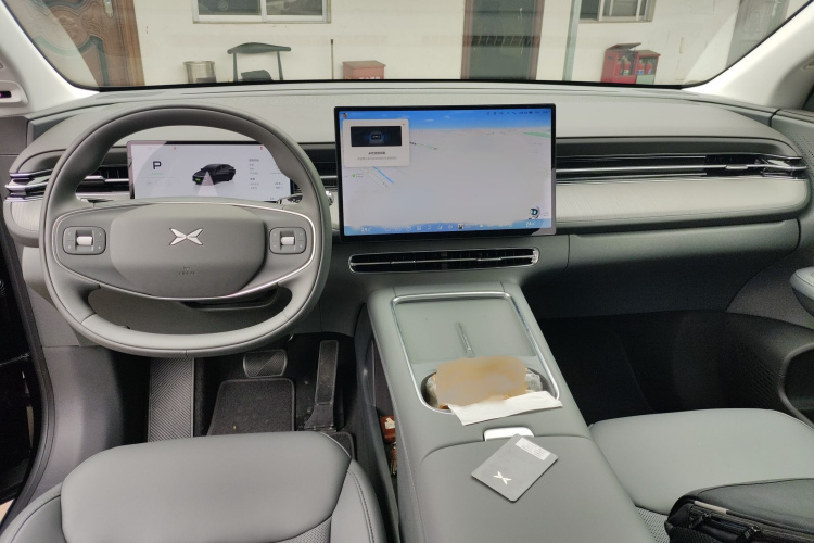 小鹏G6 2025款 625 长续航 Max 科技版中控内饰7002