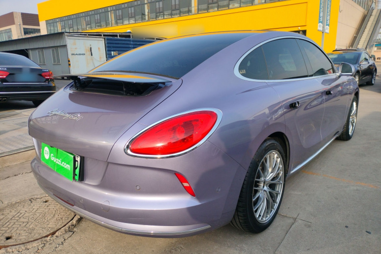 欧拉闪电猫 2022款 555km 尊贵版车身外观7