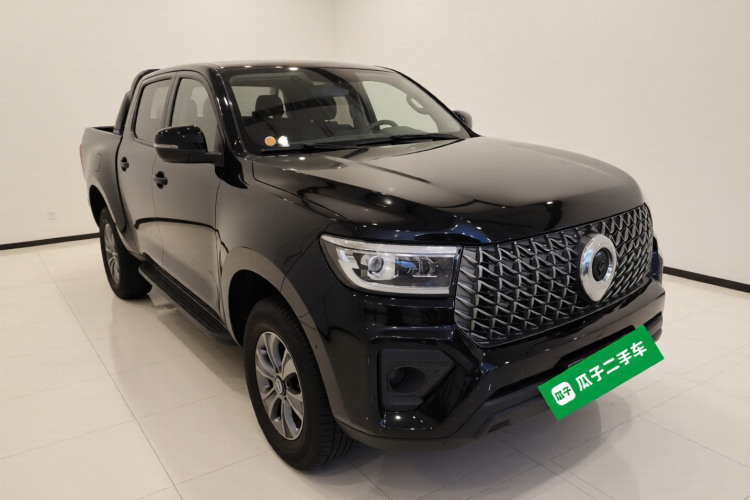 长城 炮 2023款 2.0T商用版自动柴油两驱精英型标箱GW4D20M车身外观3