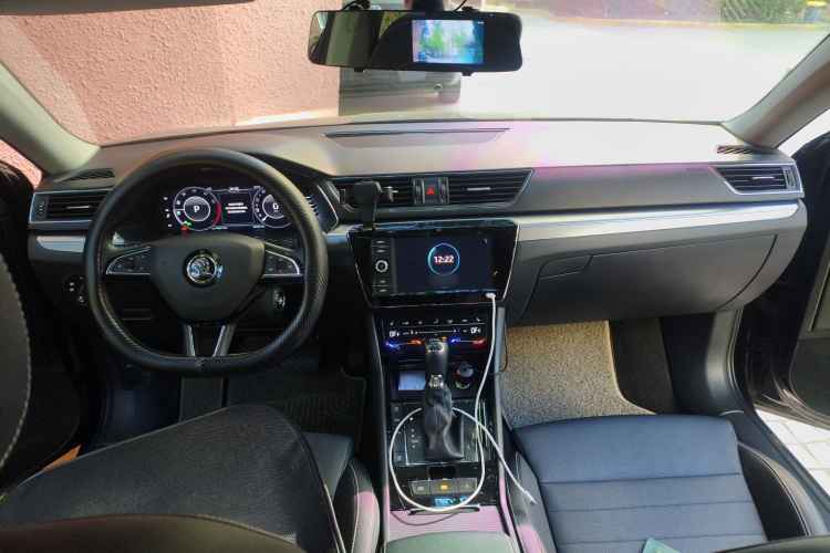 斯柯达 速派 2019款 改款 TSI330 DSG舒适版中控内饰7002