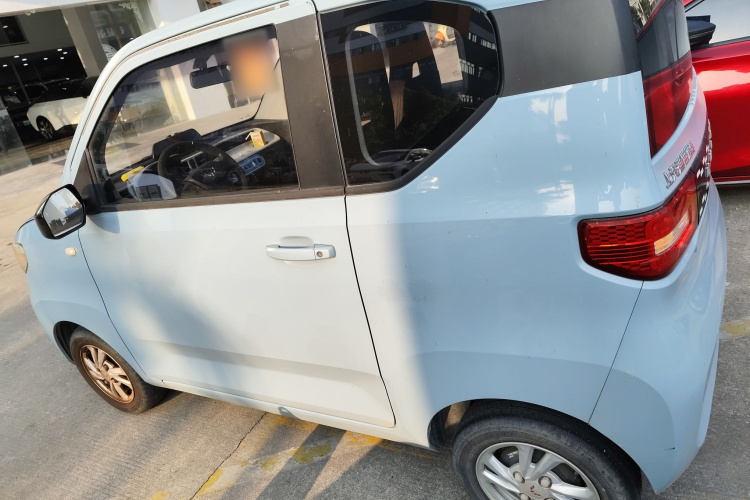 五菱汽车 宏光MINIEV 2020款 自在款 磷酸铁锂车身外观4