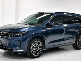 鸿蒙智行 问界M7 2024款 1.5T 智驾后驱Ultra版 5座