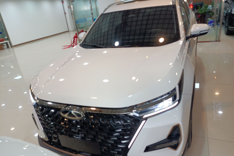 奇瑞 瑞虎8 PRO 2024款 冠军版 390T 两驱巅峰版 7座车身外观2