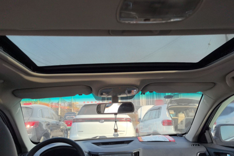 比亚迪 速锐 2014款 1.5TID 自动豪华型中控内饰22