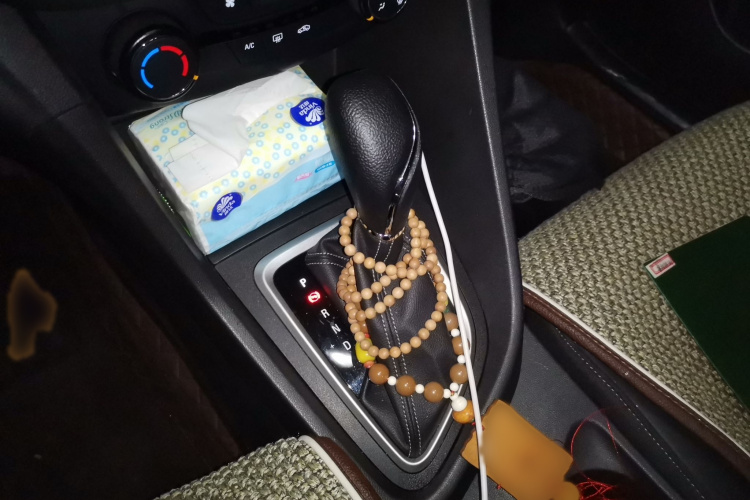 别克 英朗 2018款 18T 自动精英型局部细节18