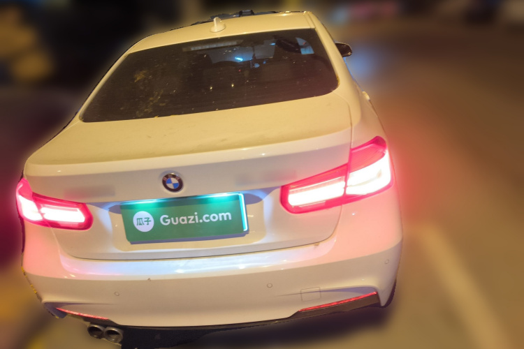 宝马3系 2018款 320Li 领先型M运动套装车身外观6