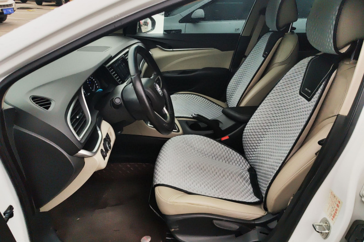 别克 英朗 2019款 15T 双离合互联精英型 国VI局部细节19