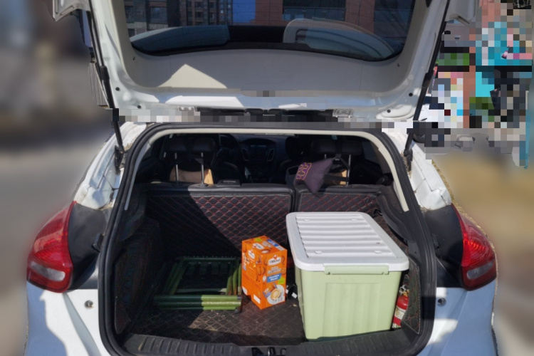 福特 福克斯 2017款 两厢 1.6L 手动风尚型智行版中控内饰23