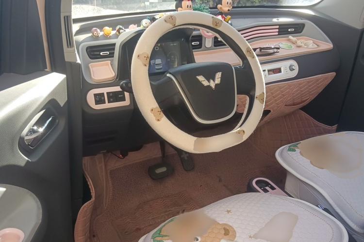 五菱汽车 宏光MINIEV 2021款 马卡龙臻享款 磷酸铁锂中控内饰7002