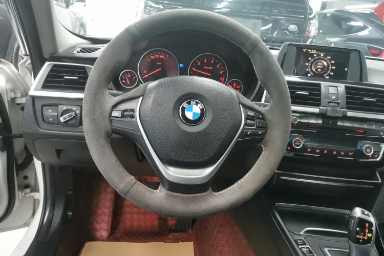 宝马3系 2017款 318Li 时尚型局部细节13