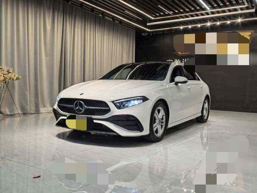 奔驰A级 2023款 A 180 L(1)