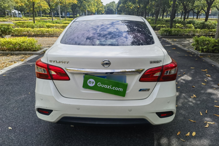 日产 轩逸 2019款 1.6XV CVT智联尊享版 国VI车身外观6005