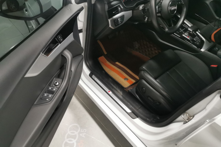 奥迪A5 2022款 Sportback 40 TFSI 时尚动感型中控内饰20