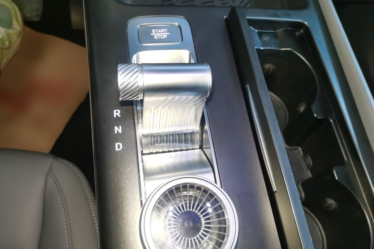 北京BJ30 2024款 1.5T 魔核电驱进阶版局部细节18