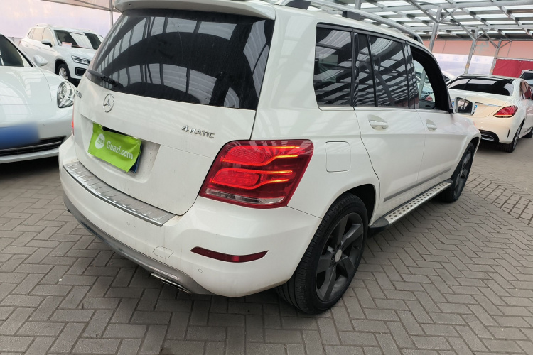 奔驰GLK级 2013款 改款 GLK 300 4MATIC 时尚型车身外观7