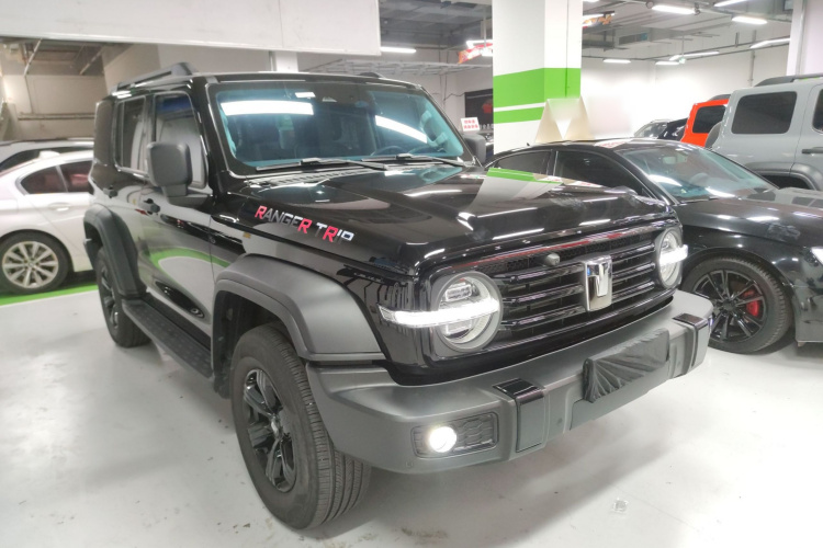 坦克300 2024款 2.0T 挑战者车身外观3