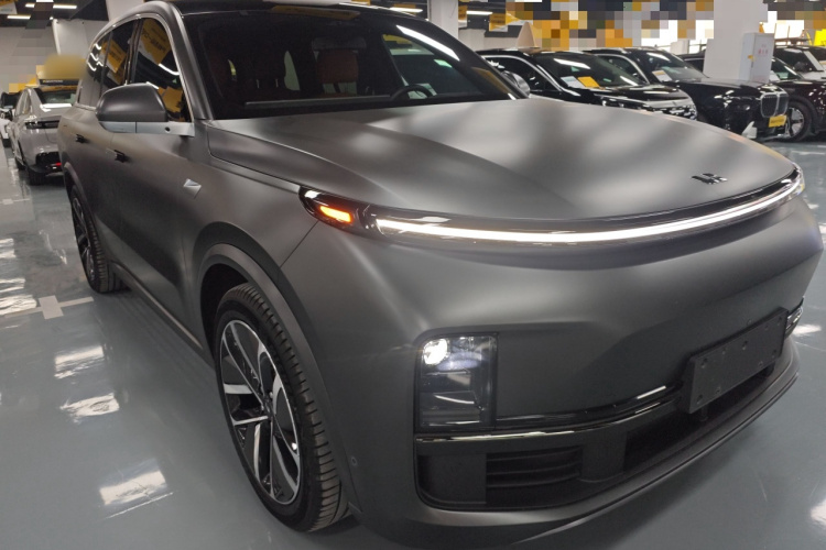 理想汽车 理想L8 2023款 Pro车身外观3