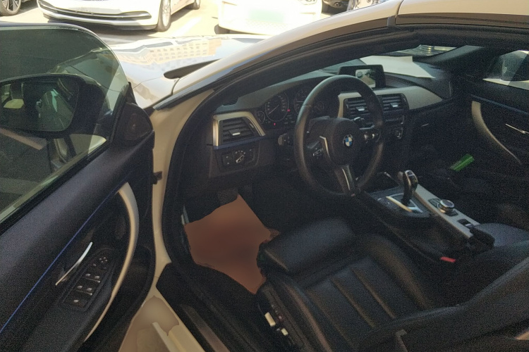 宝马4系 2017款 425i 敞篷M运动套装中控内饰20