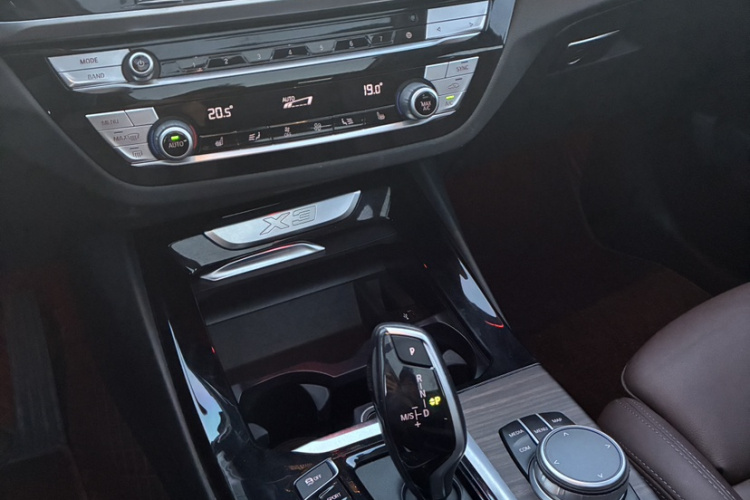 宝马X3 2020款  xDrive28i M运动套装中控内饰7005