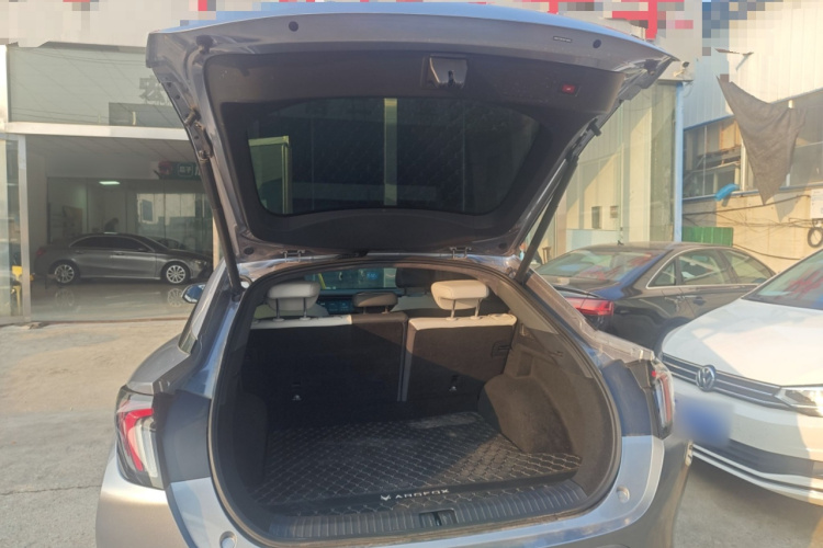 ARCFOX极狐 极狐 阿尔法S6 2025款 735MAX 160kW机舱底盘23