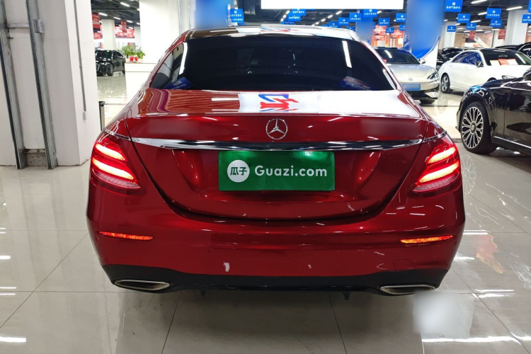 奔驰E级(进口) 2020款 E 260 运动版车身外观6