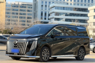 广汽传祺 传祺M8 2024款 大师系列 400T 至尊版