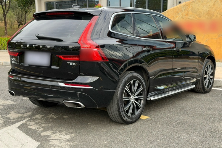 沃尔沃XC60 2020款 T5 四驱智远豪华版车身外观6006