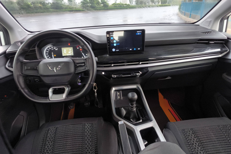 五菱汽车 五菱佳辰 2022款 1.5L 手动乐享精英型中控内饰12