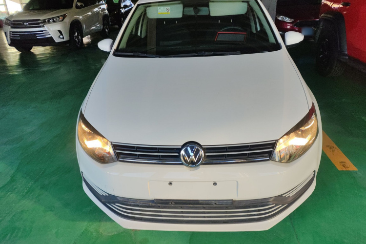 大众 Polo 2016款 1.4L 手动风尚型车身外观2