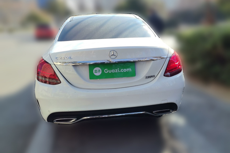 奔驰C级 2021款 C 260 L 运动版车身外观6