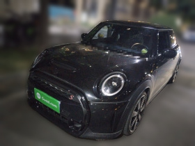 MINI 2023款 改款 2.0T COOPER S 艺术家