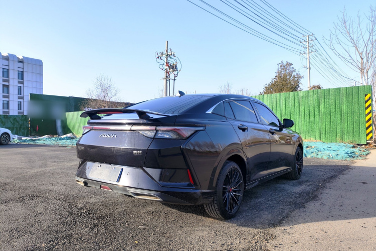 东风风神 奕炫 2020款 230T 自动炫酷赛道骑士版车身外观6006