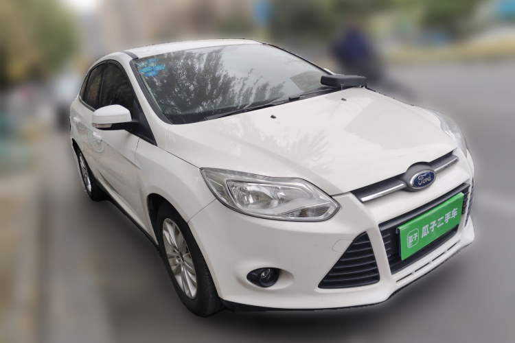 福特 福克斯 2012款 三厢 1.6L 自动舒适型车身外观6002