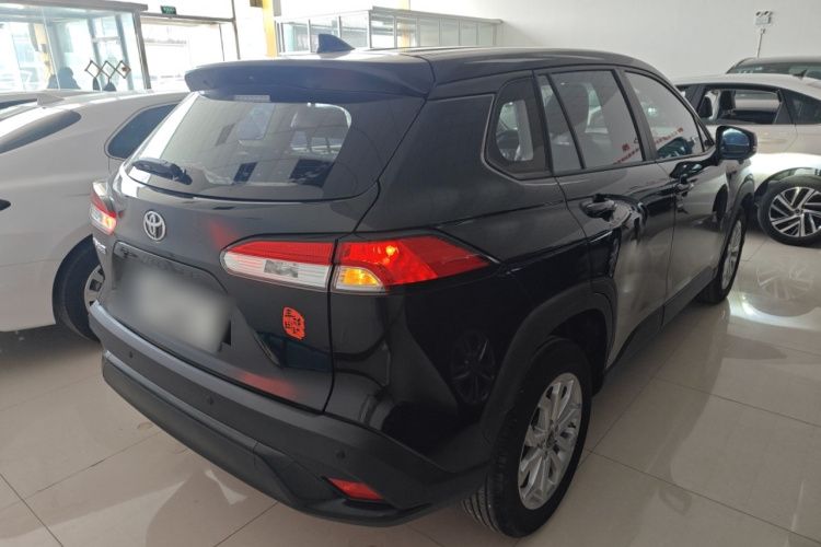 丰田 锋兰达 2022款 2.0L CVT领先版车身外观7