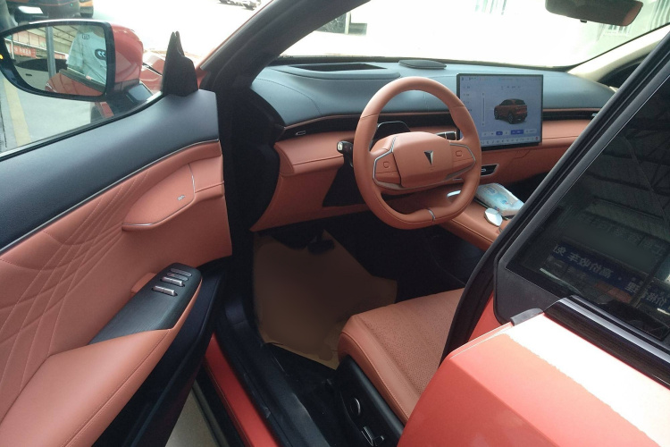 深蓝汽车 深蓝S07 2024款 215Max 乾崑智驾ADS SE增程版中控内饰7003