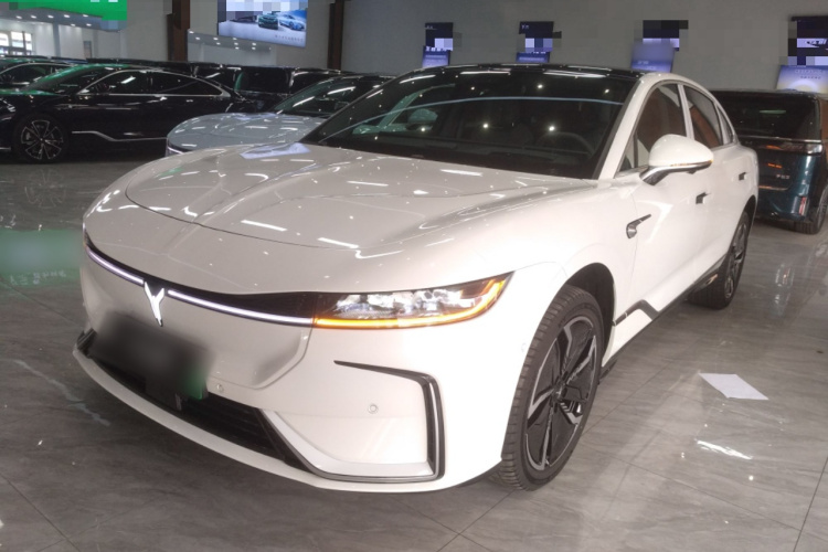 岚图汽车 岚图追光 2023款 四驱旗舰版车身外观1